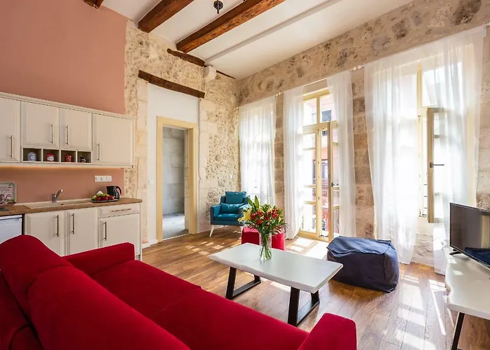 Casa Del Mare מלון דירות העיירה רתימנו